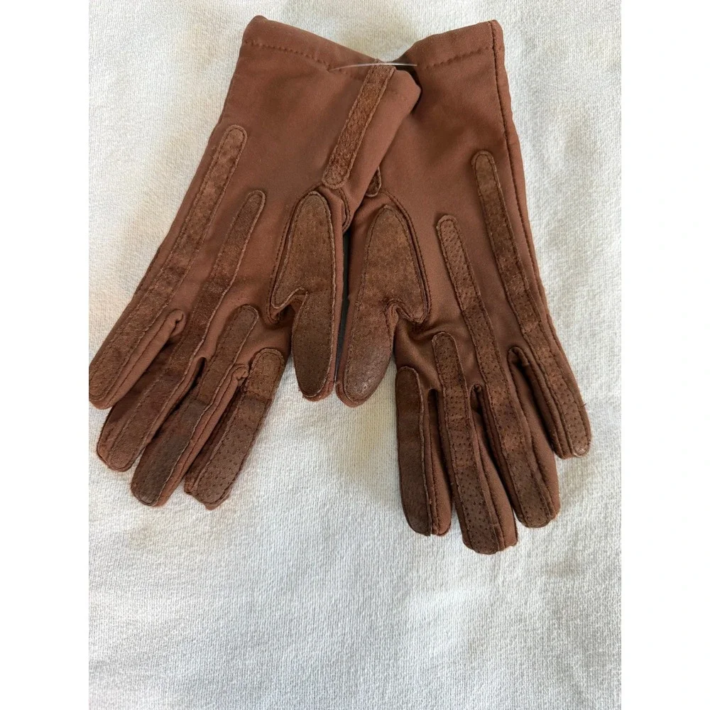 Vintage Isotoner Womens Spandex Cold Weather Gloves Brown One Size Chevron Logo